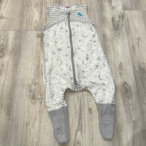 Love to dream sleep suit